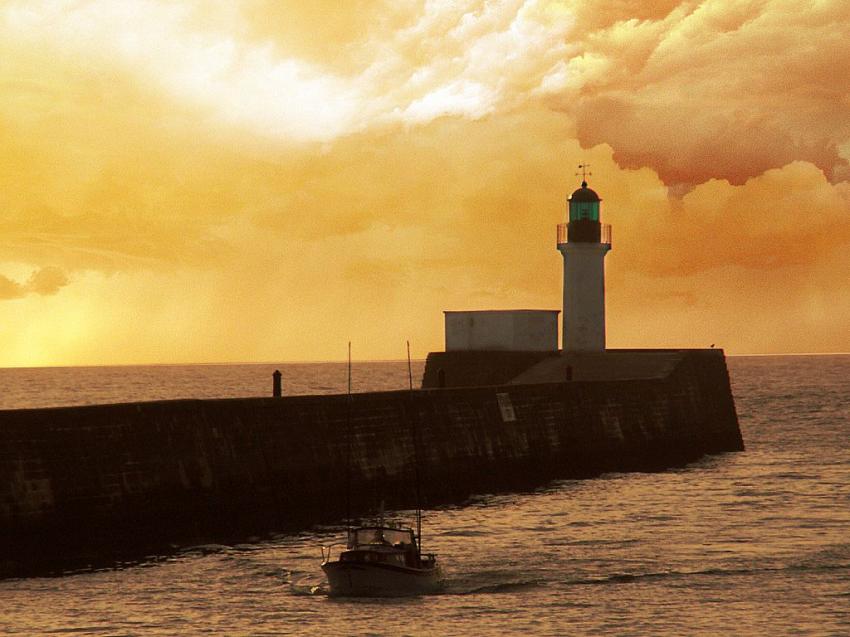 entre du port des Sables d'olonne