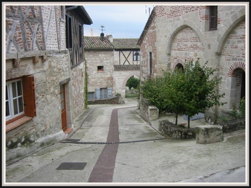 Rue  Monflanquin (47)