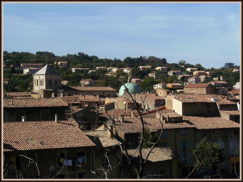 Apt (84) - Les toits de la ville