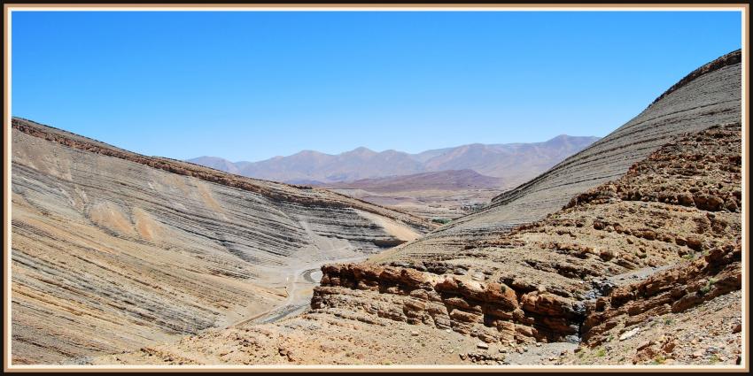 Paysage sur la route d'Oussikis