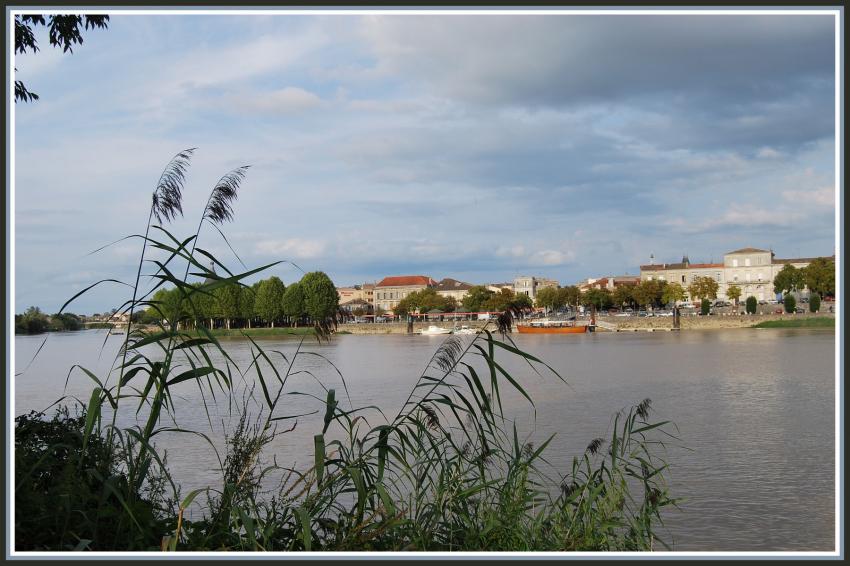 La Dordogne  Libourne (33)