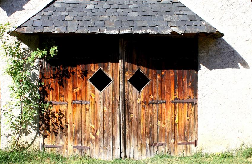 Portes (97) : Dans le Prigord,  Montignac (74)