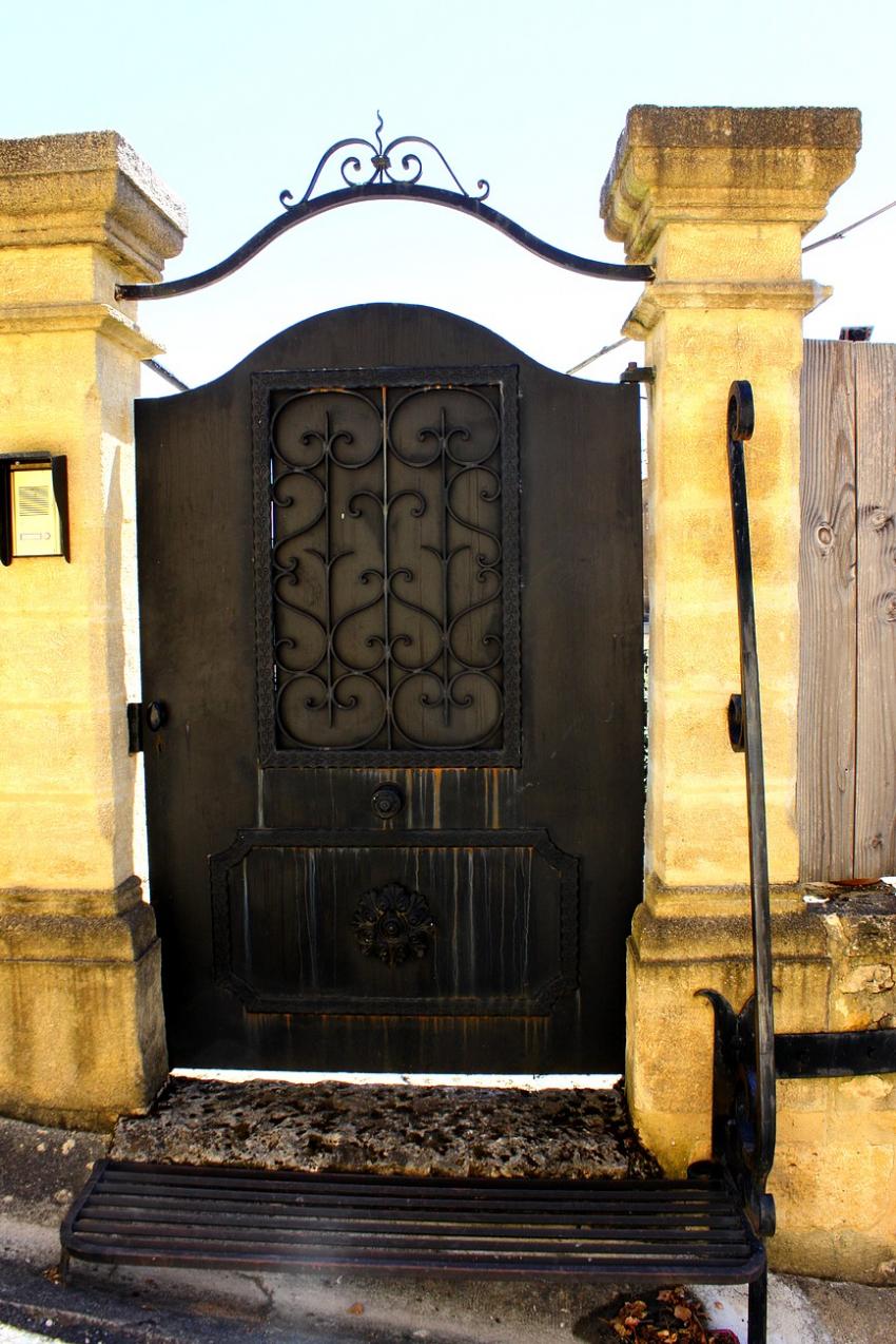 Portes (85) : Dans le Prigord,  Montignac (62)