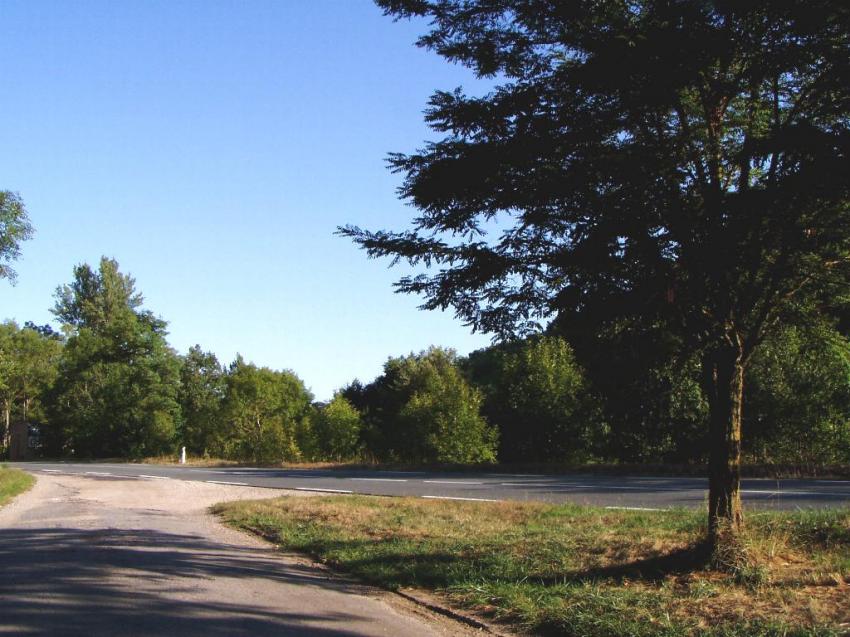 PARKING DE REQUEFORT