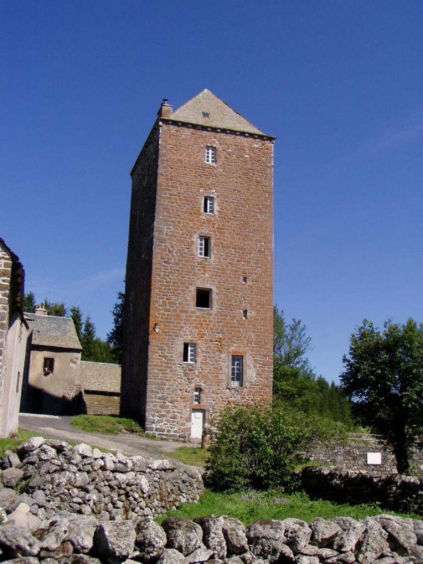 tour d'aubrac
